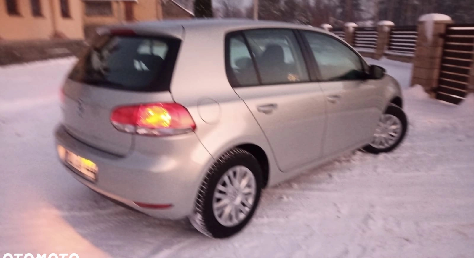 Volkswagen Golf cena 25300 przebieg: 196000, rok produkcji 2010 z Kielce małe 172